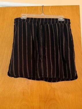 Black & Brown Pinstripe Drawstring Skort with Pockets, Royalty For Me, Size L